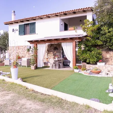 Sardinia Garden And Sea Within Walking Distance Appartamento *