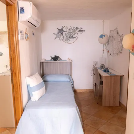 Sardinia Garden And Sea Within Walking Distance Apartament