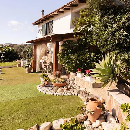 Appartamento Sardinia Garden And Sea Within Walking Distance